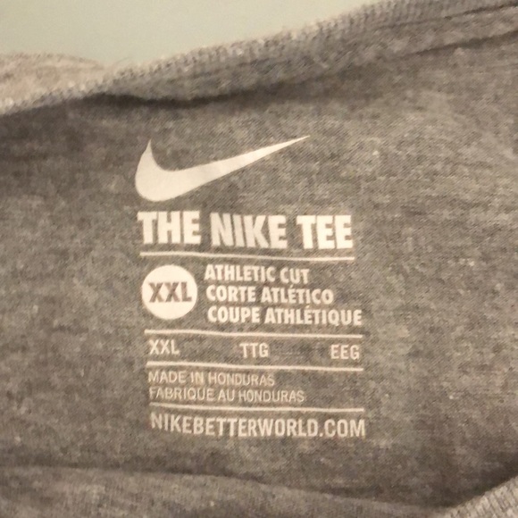 Nike - Picture 2 of 2